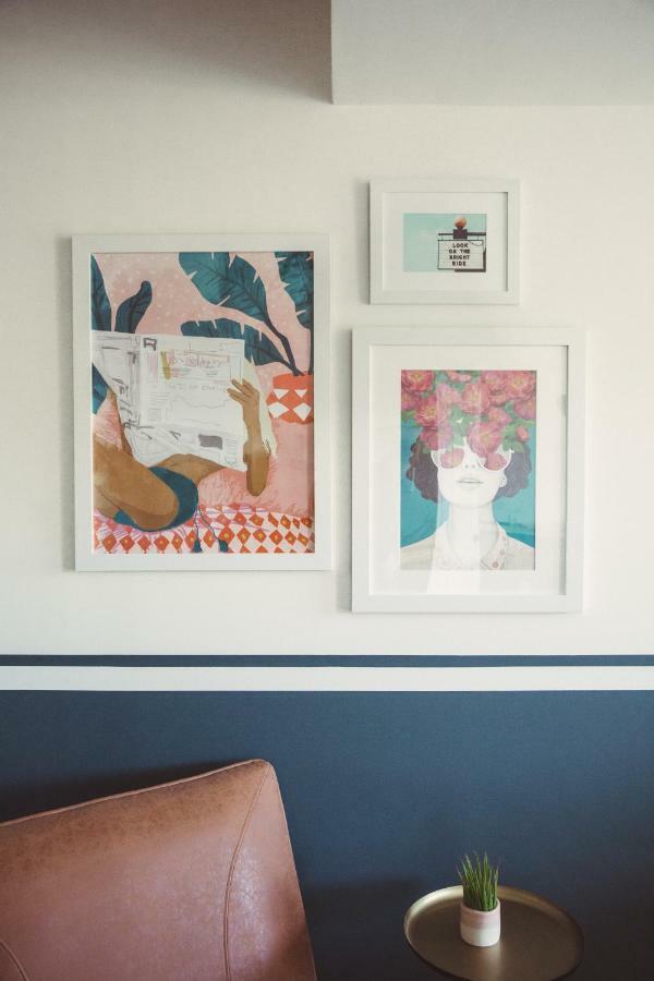The June Motel, Prince Edward County ピクトン エクステリア 写真